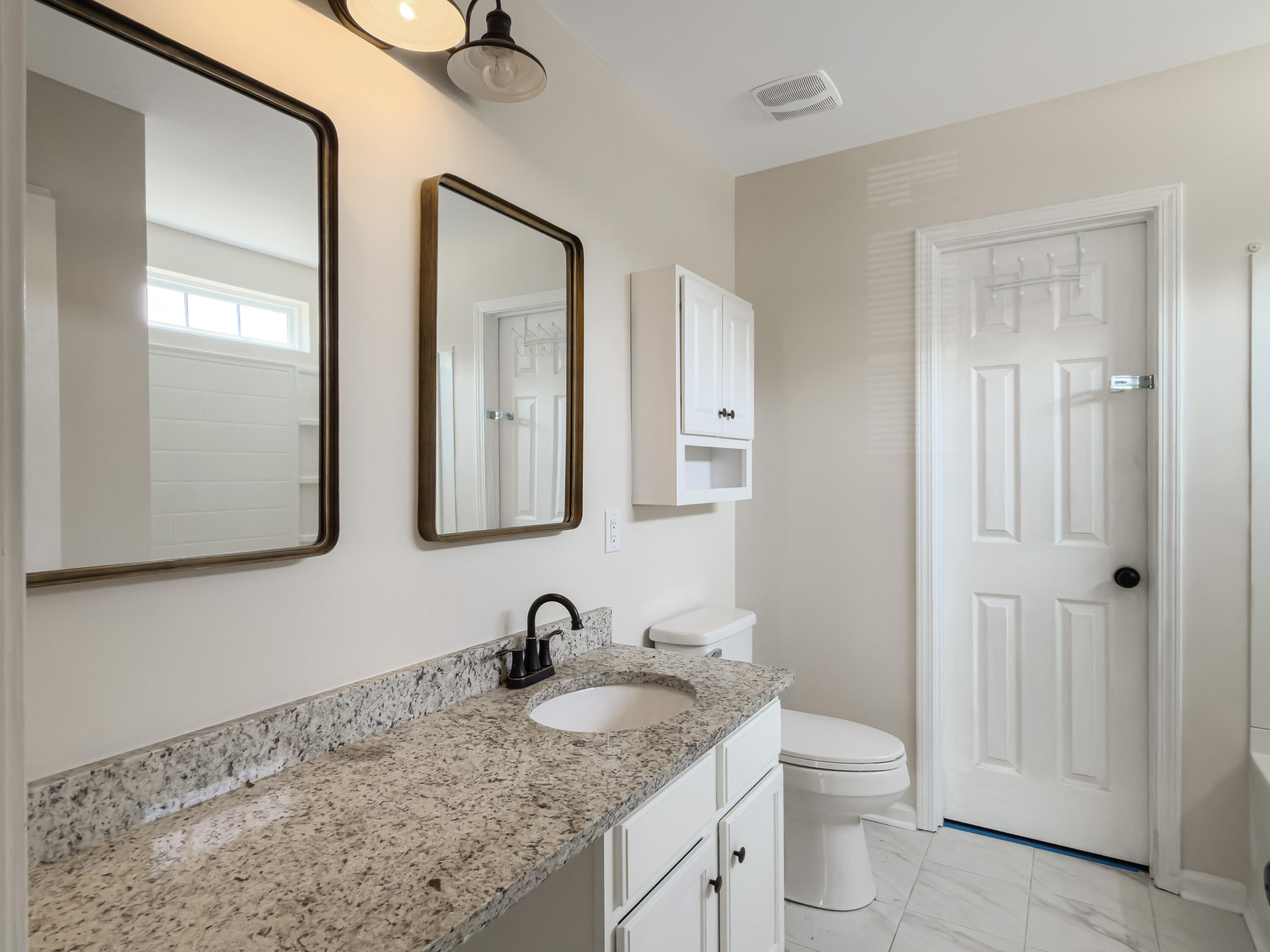 240 Border Road Goose Creek, SC 29445 - Photo 22 of 27 Primary bathroom