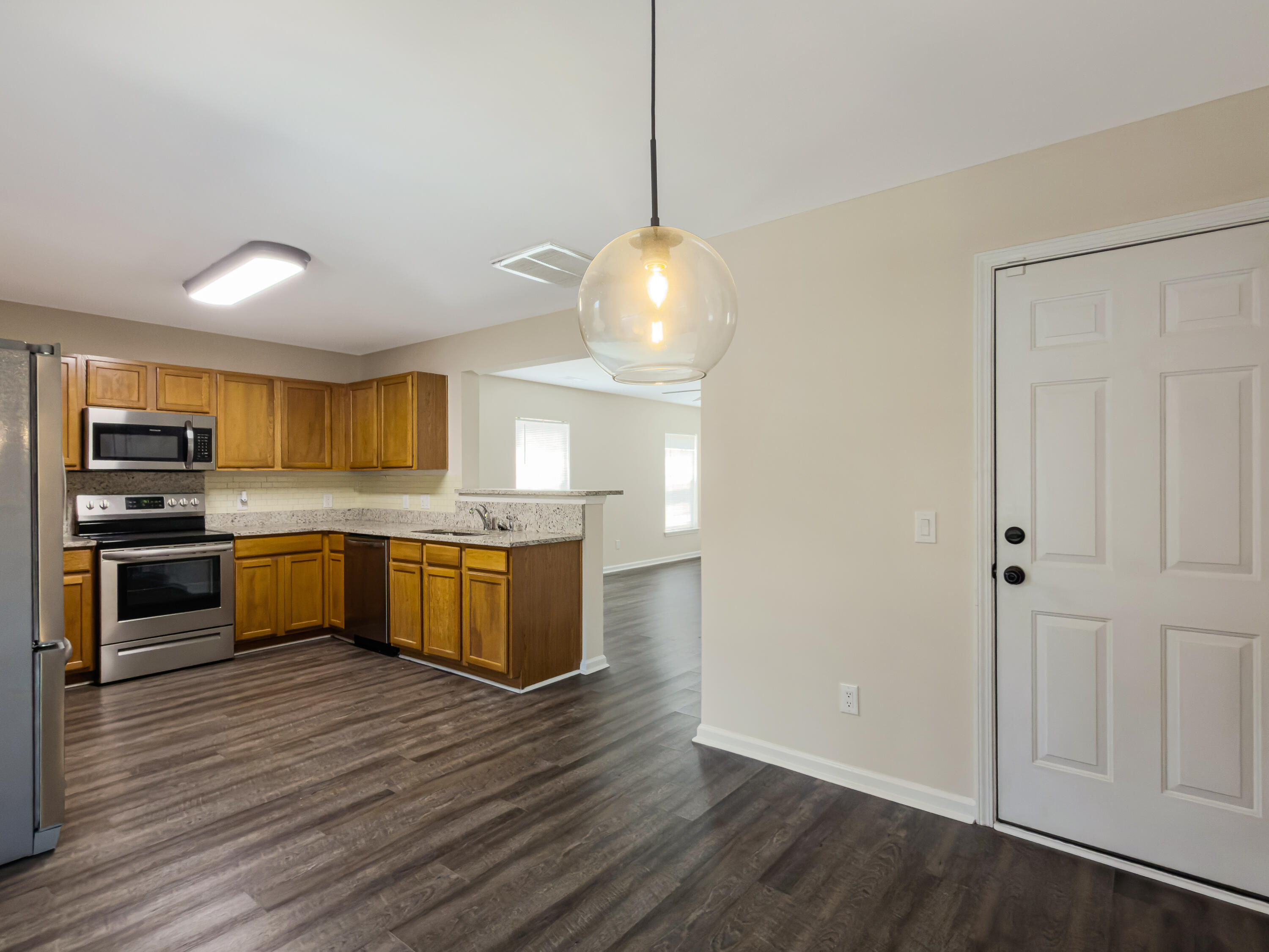 240 Border Road Goose Creek, SC 29445 - Photo 9 of 27 Kitchen