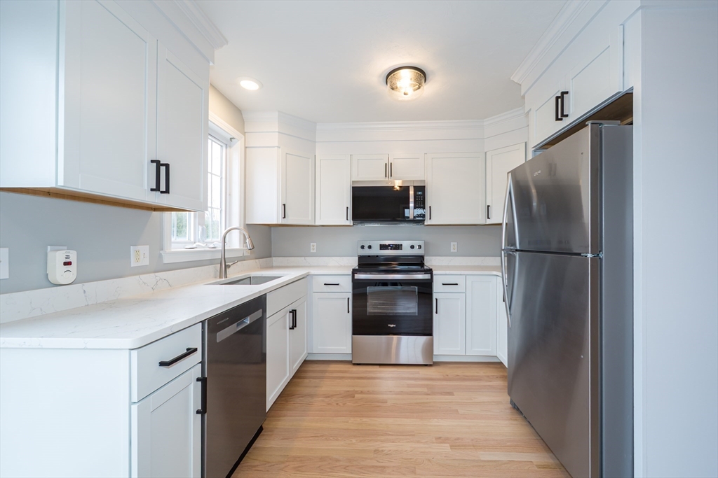 38 Washington Street, Unit 38 Natick, MA 01760 - Photo 11 of 26