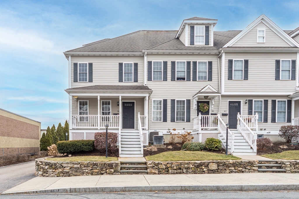 38 Washington Street, Unit 38 Natick, MA 01760 - Photo 2 of 26
