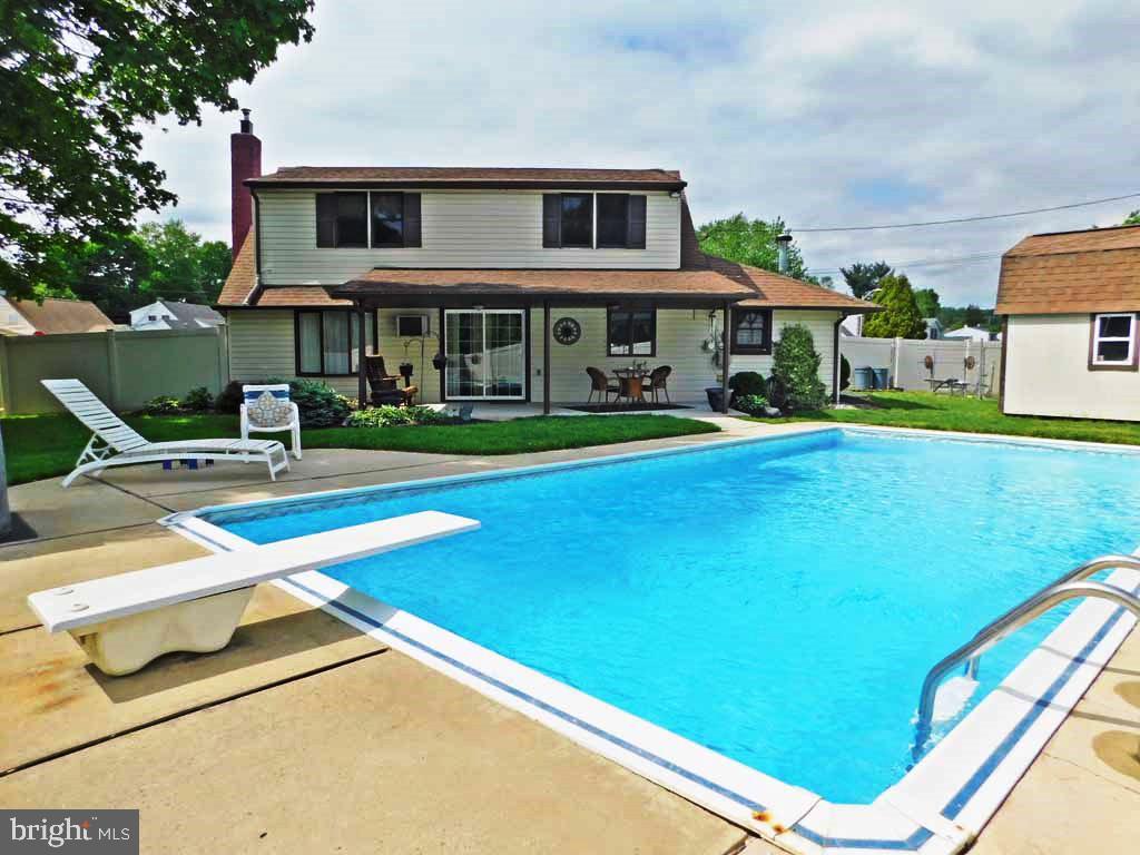 2 Hollow Road Levittown, PA 19056 - Photo 32 of 39 Pool