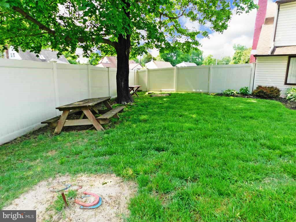 2 Hollow Road Levittown, PA 19056 - Photo 37 of 39 View at the Back