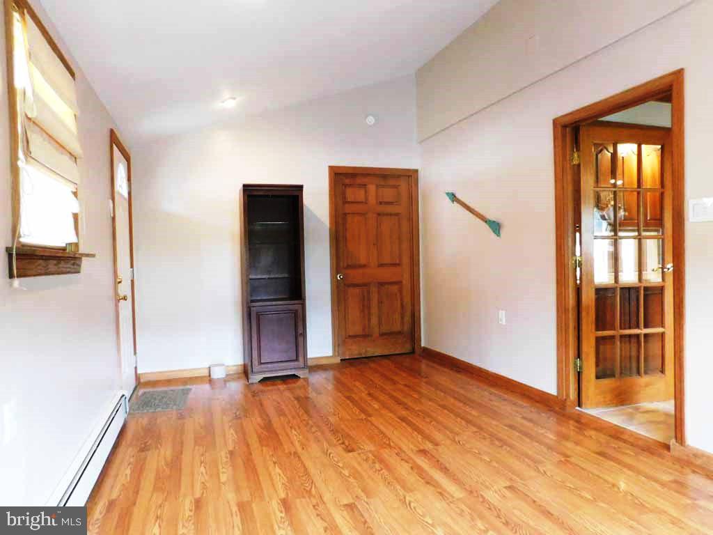2 Hollow Road Levittown, PA 19056 - Photo 8 of 39 Family Room
