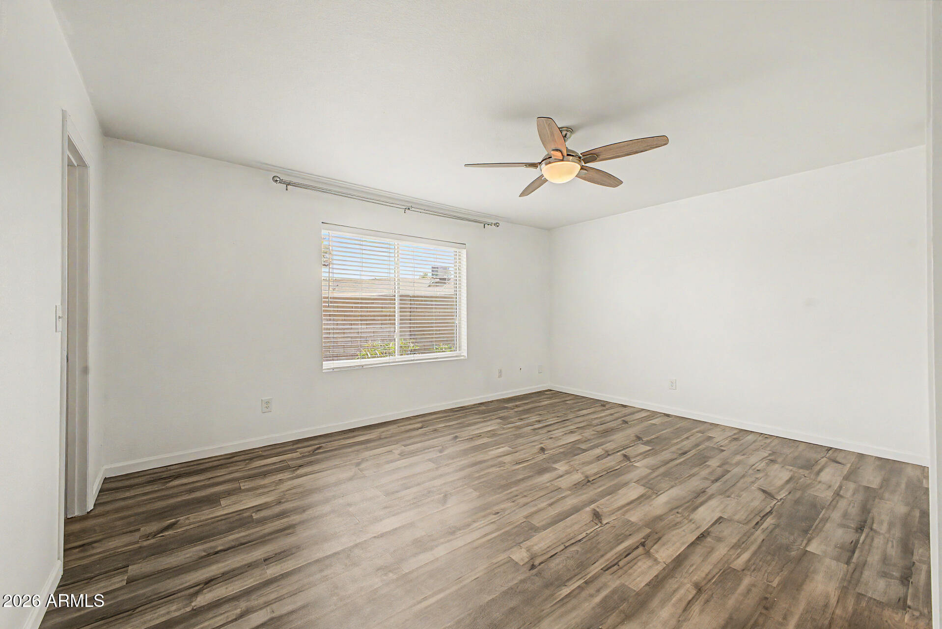 4831 South Roberts Road Tempe, AZ 85282 - Photo 17 of 36 17-Roberts