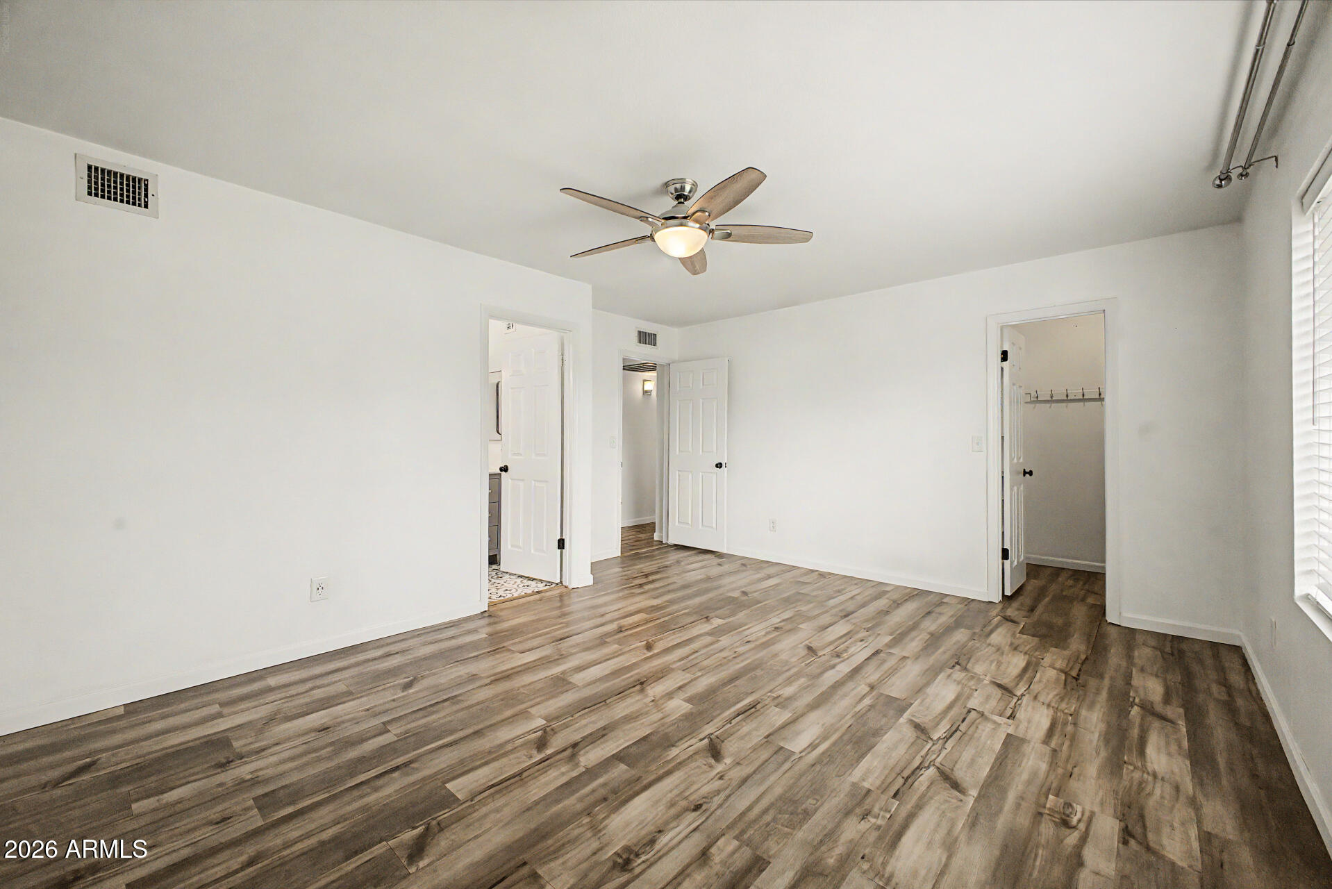 4831 South Roberts Road Tempe, AZ 85282 - Photo 18 of 36 18-Roberts