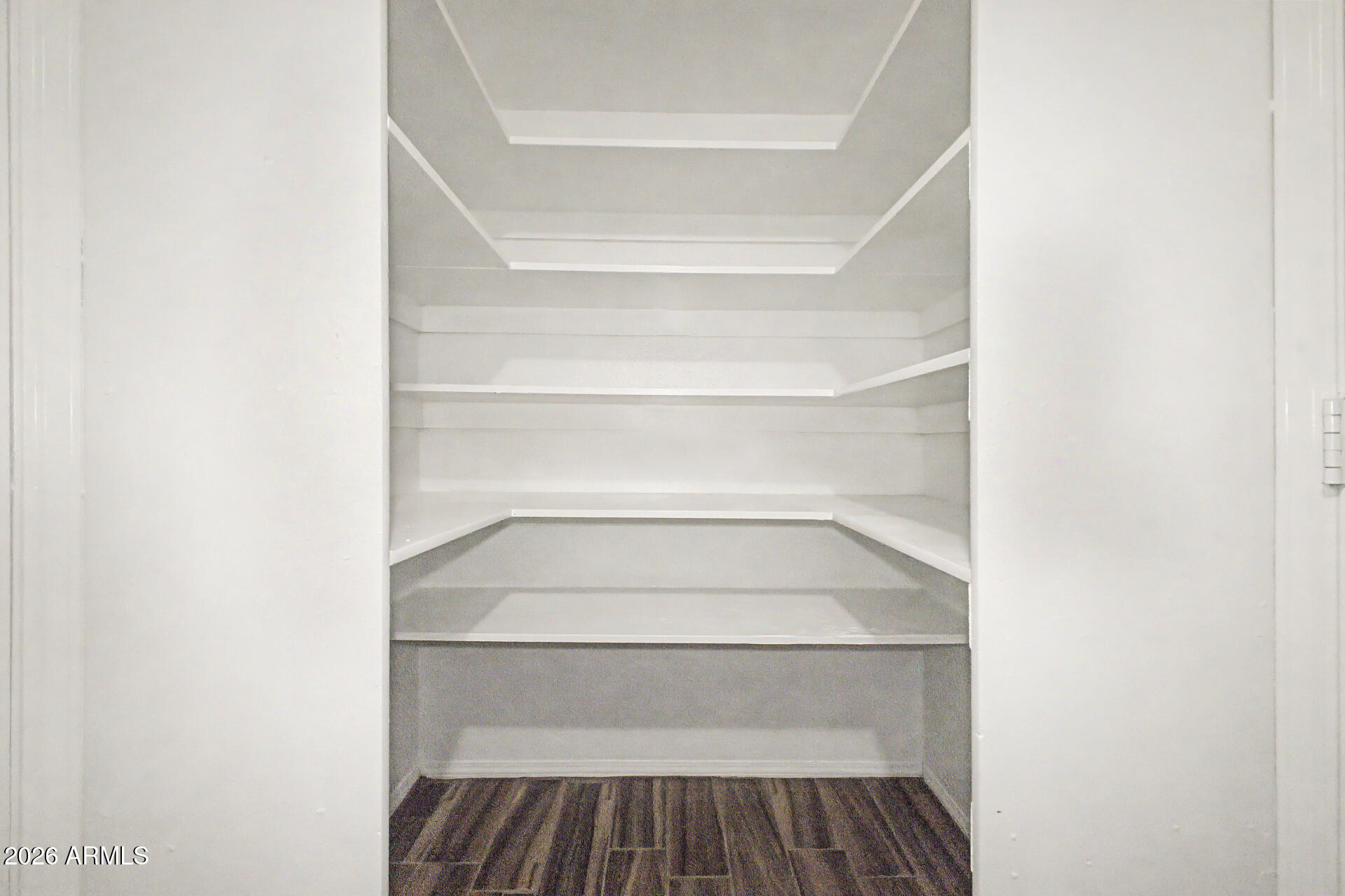 4831 South Roberts Road Tempe, AZ 85282 - Photo 27 of 36 27-Roberts