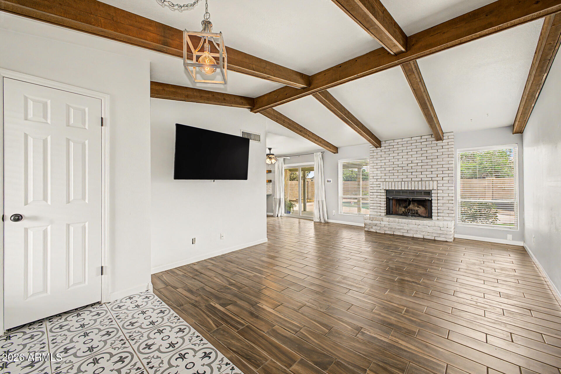 4831 South Roberts Road Tempe, AZ 85282 - Photo 7 of 36 07-Roberts