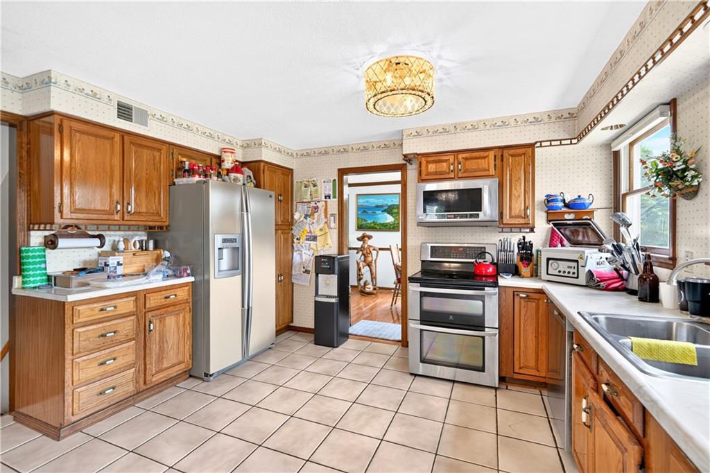 180 Camp Run Road Harmony, PA 16037 - Photo 9 of 43 Fully Equipped Kitchen