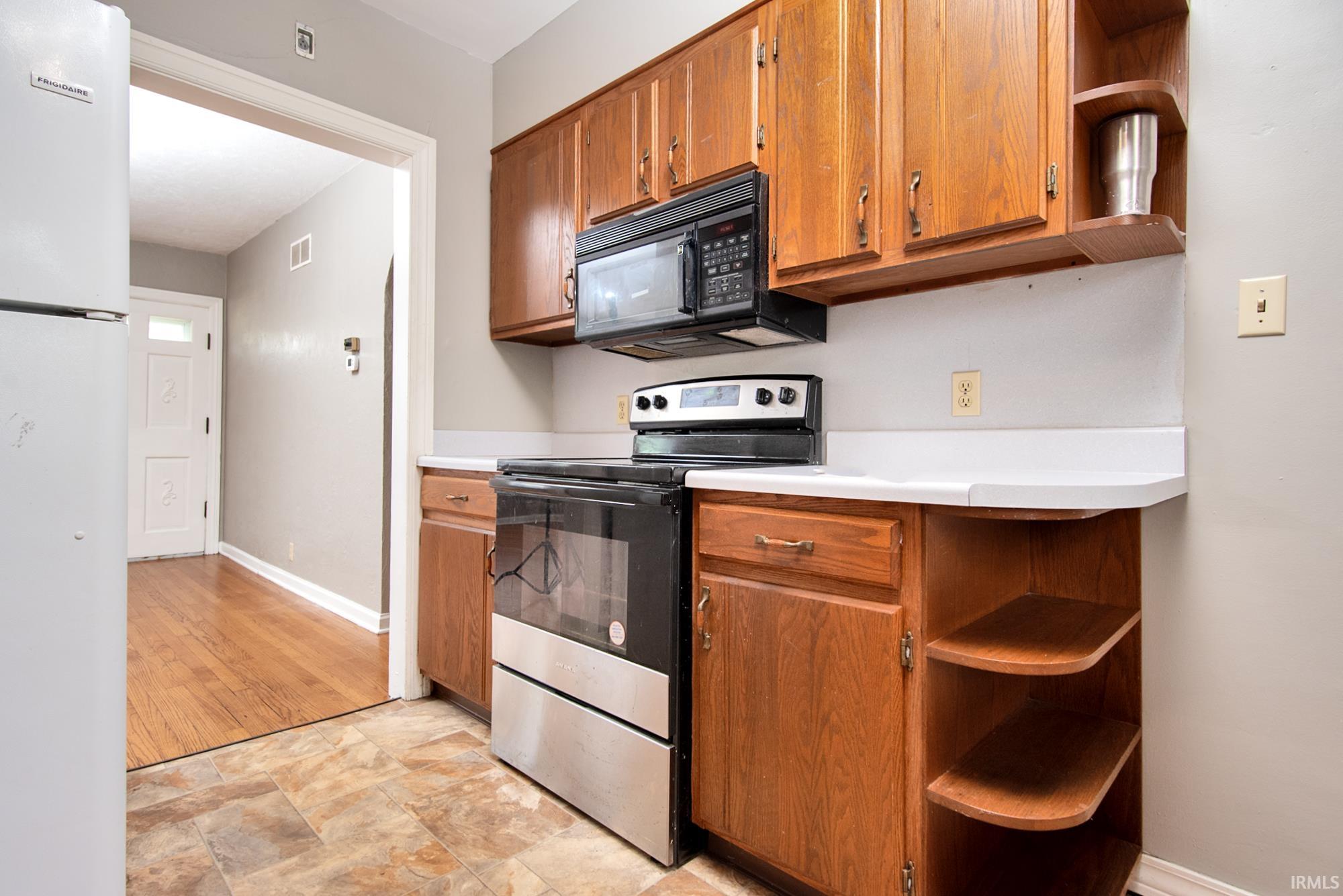 5345 Winchester Road Fort Wayne, IN 46819 - Photo 8 of 25