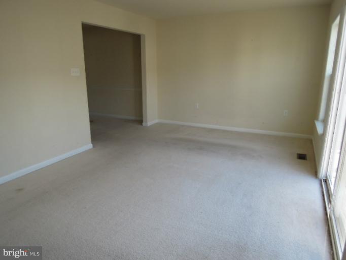 57 Quartz Road Martinsburg, WV 25404 - Photo 3 of 22 Family Room