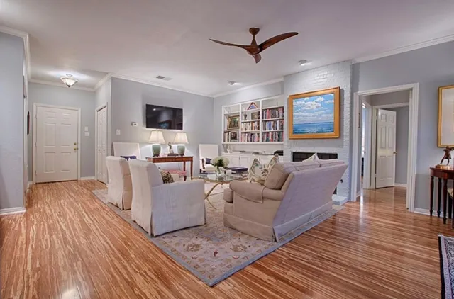 $2,950 | 1706 Summit View Place, Unit 2, Austin, TX 78703