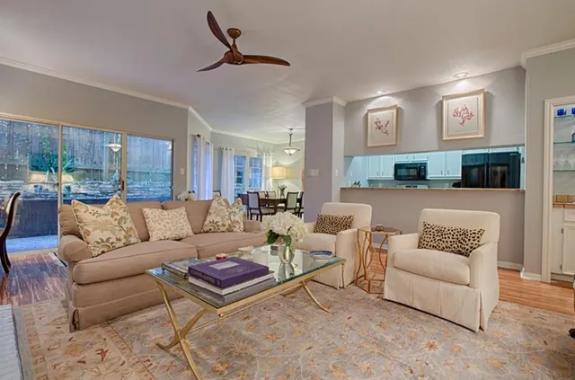 $2,950 | 1706 Summit View Place, Unit 2, Austin, TX 78703