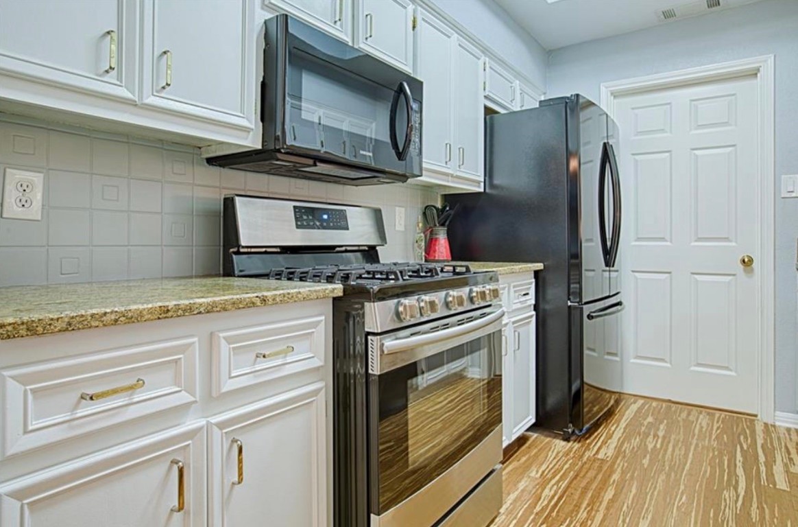 1706 Summit View Place, Unit 2 Austin, TX 78703 - Photo 8 of 16