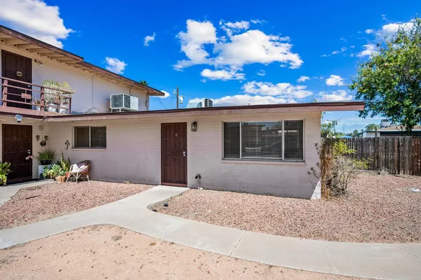 $1,000 | 441 North Williams, Unit C, Mesa, AZ 85203