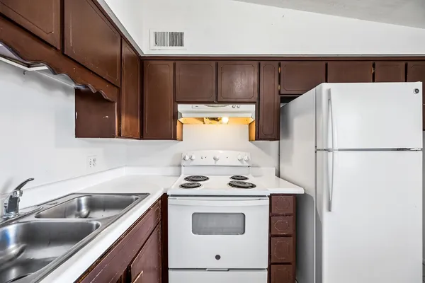 $1,000 | 441 North Williams, Unit C, Mesa, AZ 85203