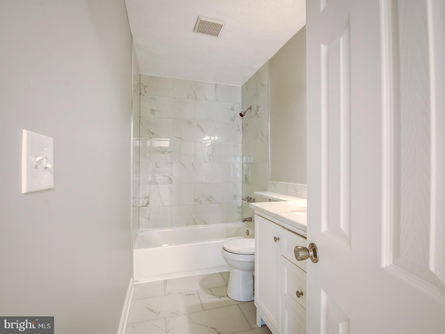 10437 Tetotum Road King George, VA 22485 - Photo 29 of 54 Hallway full bathroom updated
