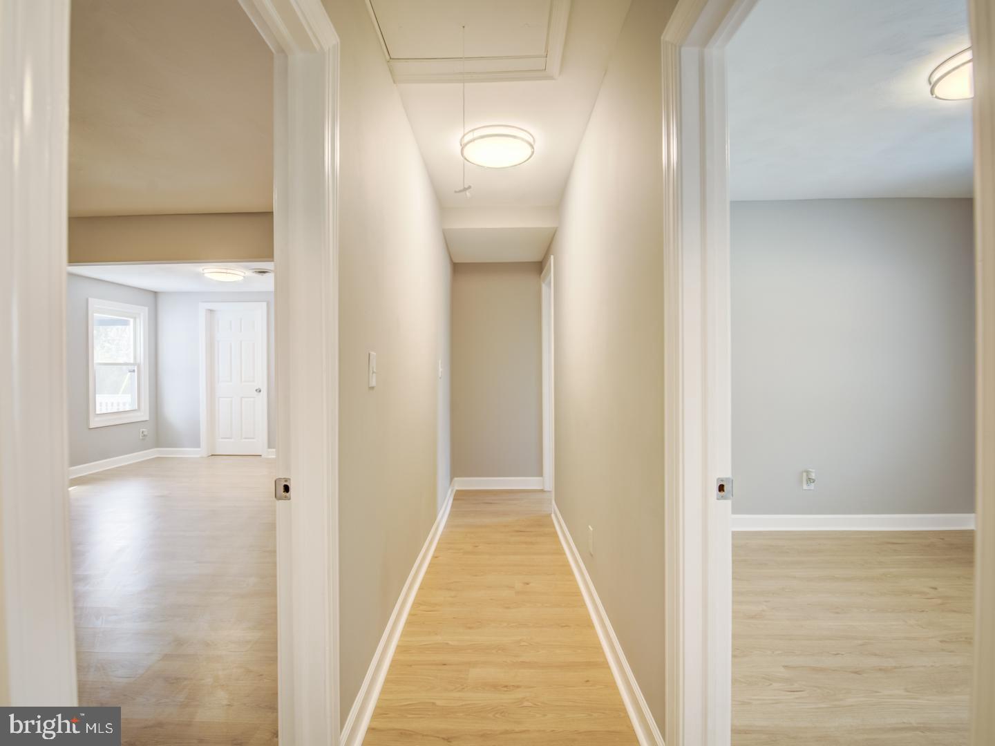10437 Tetotum Road King George, VA 22485 - Photo 33 of 54 Hallway