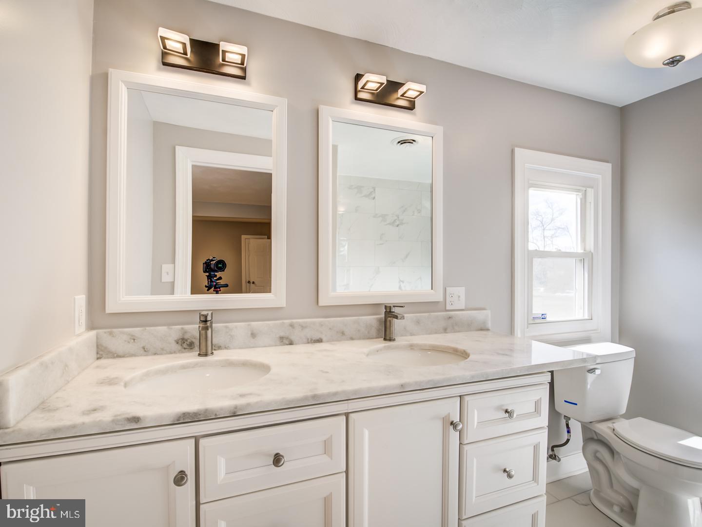10437 Tetotum Road King George, VA 22485 - Photo 48 of 54 Master bath