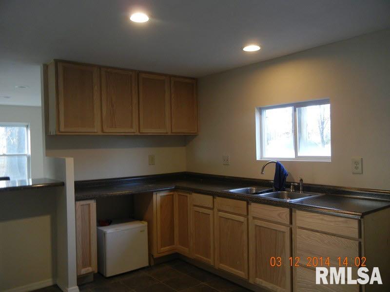 3264 Lowery Road Salem, IL 62881 - Photo 3 of 15