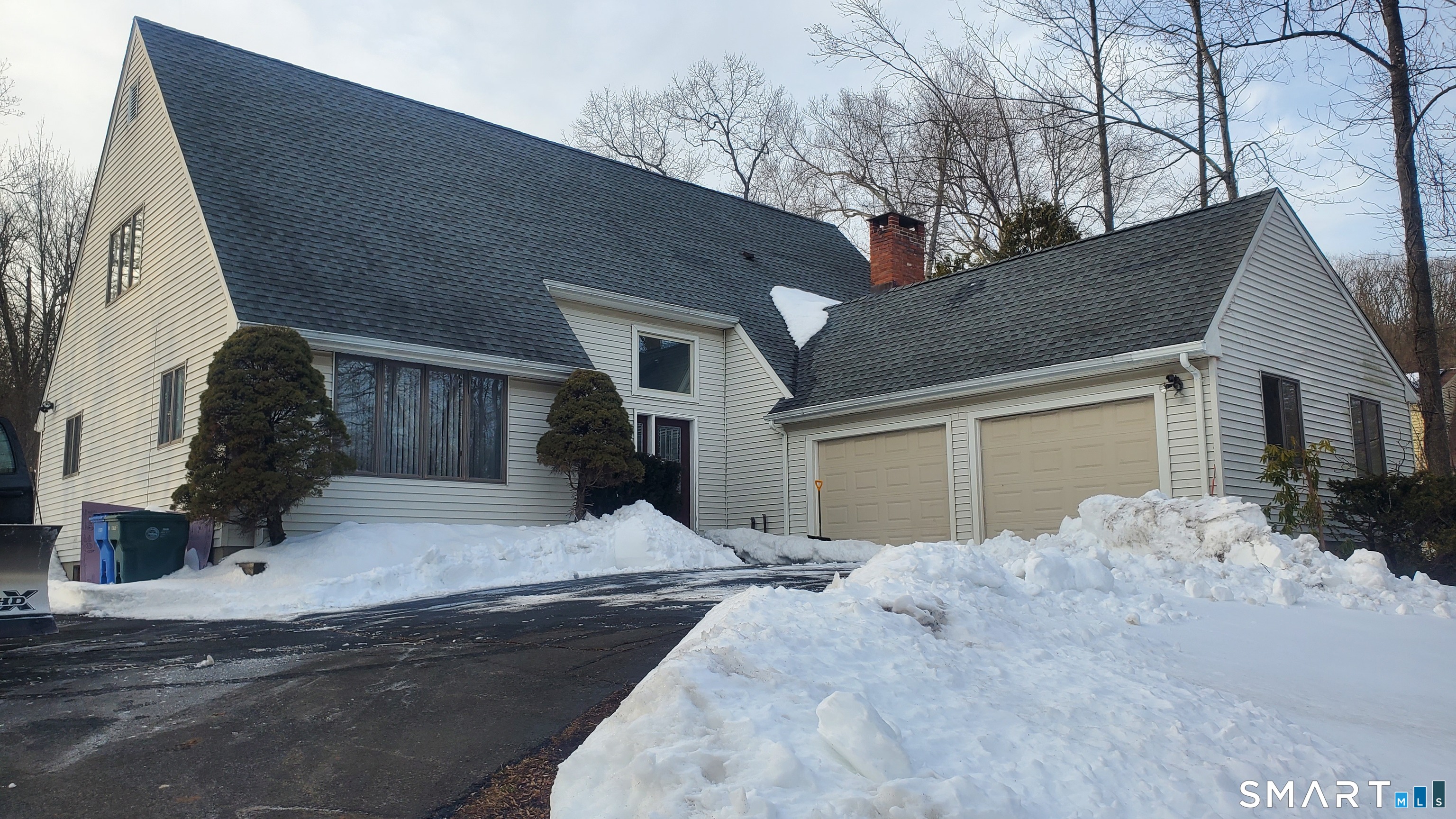 1380 Paradise Avenue Hamden, CT 06514 - Photo 1 of 20