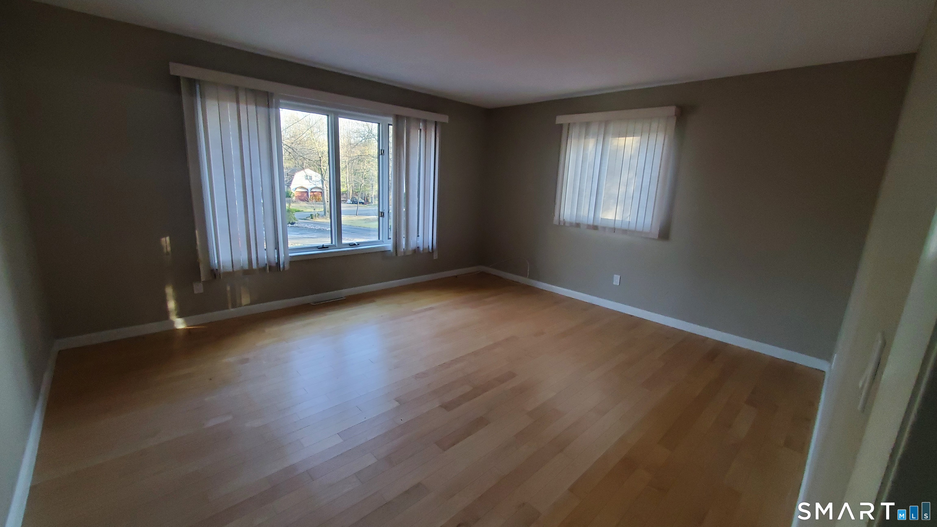 1380 Paradise Avenue Hamden, CT 06514 - Photo 9 of 20