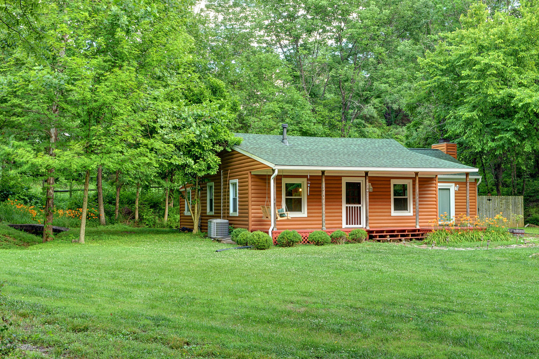 4503 Chenoweth Run Road Louisville, KY 40299 - Photo 4 of 35 chenoweth run by CWD 004