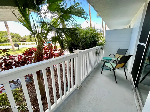 $2,200 | 3190 North Atlantic Avenue, Unit 105, Cocoa Beach, FL 32931