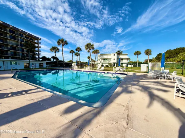 $2,200 | 3190 North Atlantic Avenue, Unit 105, Cocoa Beach, FL 32931