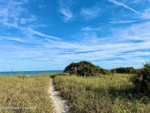 $2,200 | 3190 North Atlantic Avenue, Unit 105, Cocoa Beach, FL 32931