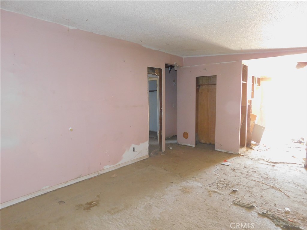 25372 Jade Road Barstow, CA 92311 - Photo 11 of 28