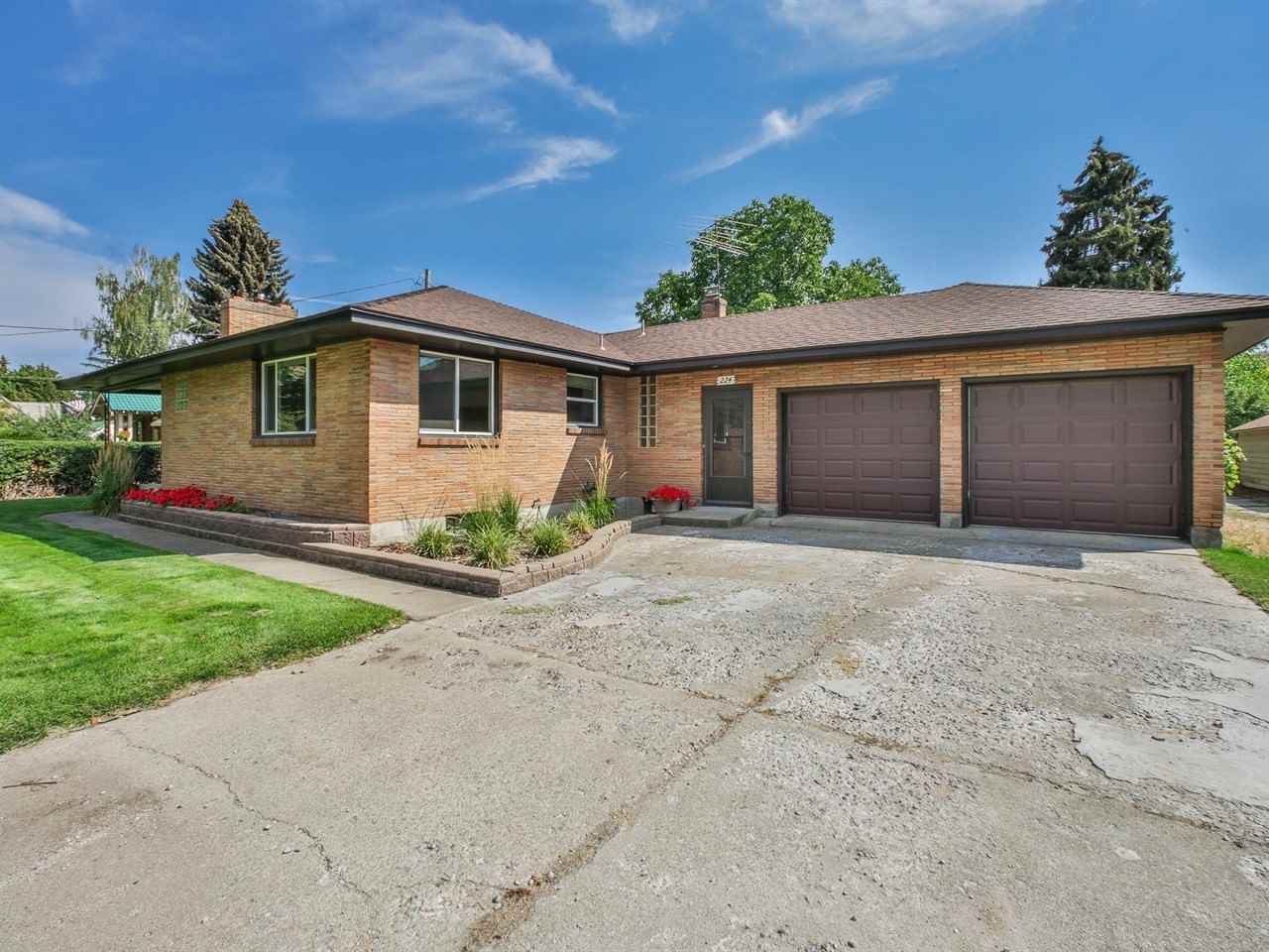 224 North Farr Road Spokane Valley, WA 99206 - Photo 1 of 20