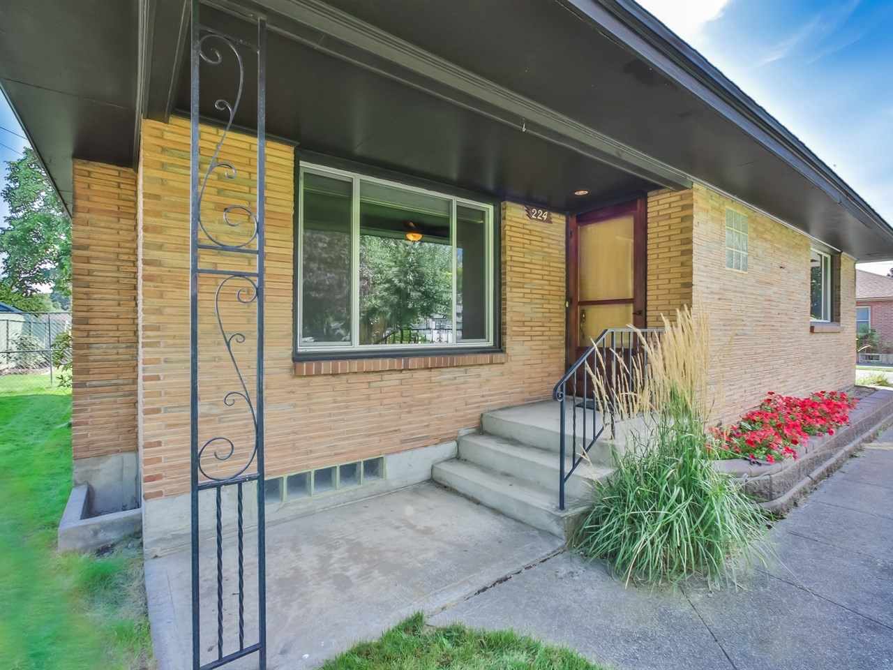 224 North Farr Road Spokane Valley, WA 99206 - Photo 3 of 20