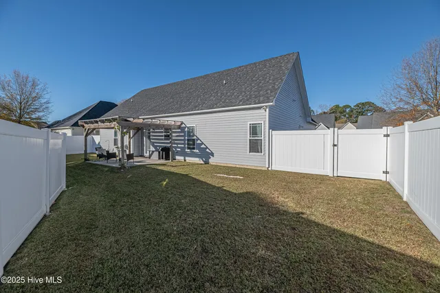$329,900 | 2108 Cove Court, Winterville, NC 28590