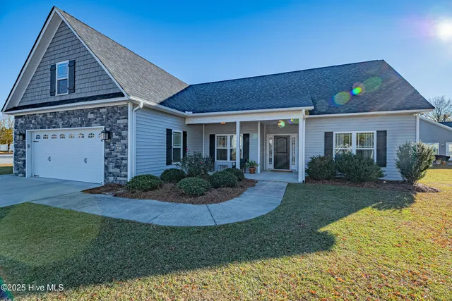 $329,900 | 2108 Cove Court, Winterville, NC 28590