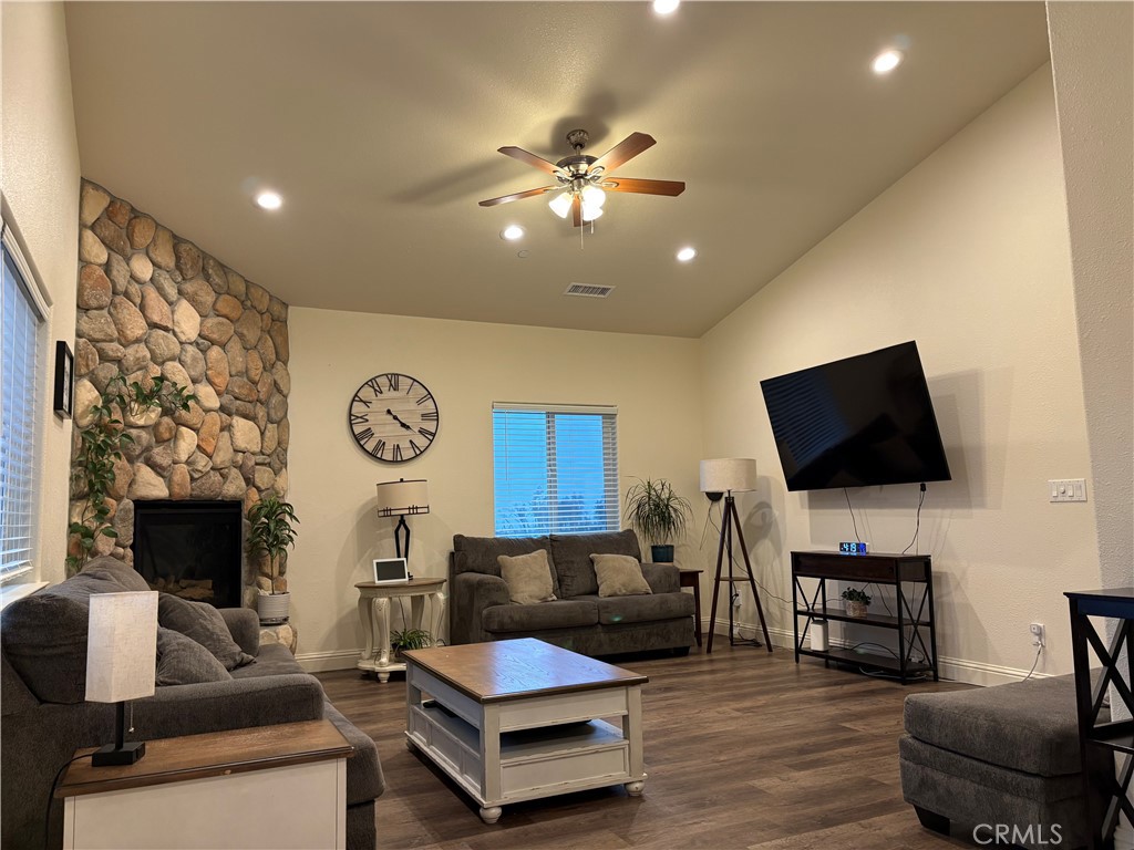 1075 Bille Road Paradise, CA 95969 - Photo 4 of 18