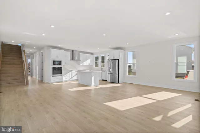 $700,052 | 1045 Captain Richards Court, Unit HOMESITE 141, Marshall, VA 20115