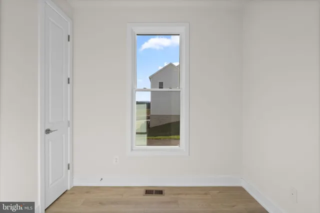 $700,052 | 1045 Captain Richards Court, Unit HOMESITE 141, Marshall, VA 20115