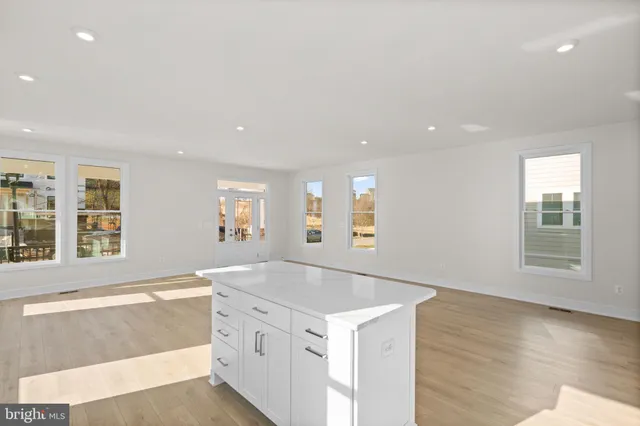 $700,052 | 1045 Captain Richards Court, Unit HOMESITE 141, Marshall, VA 20115