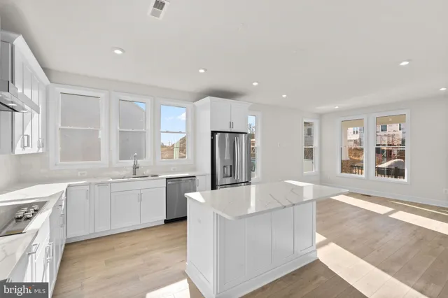 $700,052 | 1045 Captain Richards Court, Unit HOMESITE 141, Marshall, VA 20115