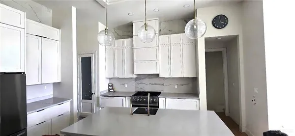 $2,400 | 2208 East 8th Street, Mission, TX 78572