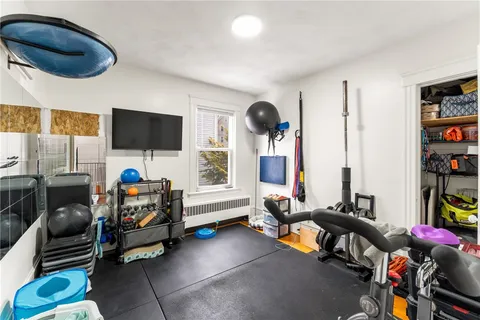 $2,250 | 19 Vale Street, Unit 2, Providence, RI 02908