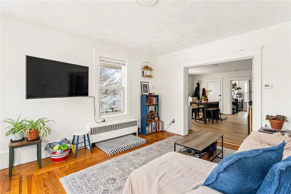 $2,250 | 19 Vale Street, Unit 2, Providence, RI 02908