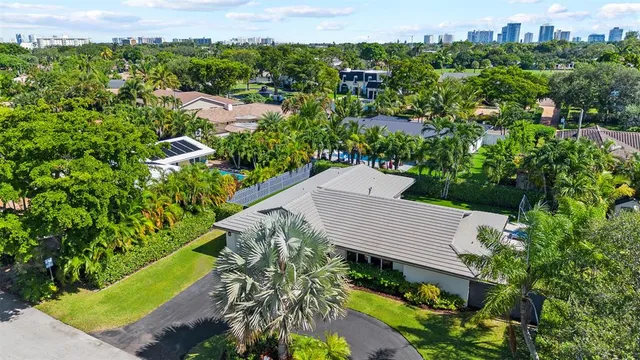$1,395,000 | 4308 Northeast 21st Avenue, Fort Lauderdale, FL 33308