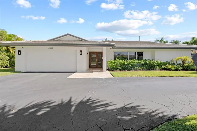 $1,395,000 | 4308 Northeast 21st Avenue, Fort Lauderdale, FL 33308