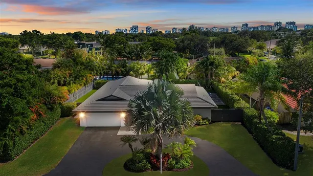 $1,395,000 | 4308 Northeast 21st Avenue, Fort Lauderdale, FL 33308