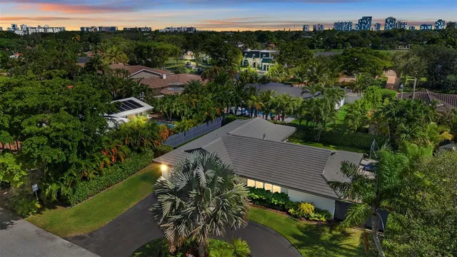 $1,395,000 | 4308 Northeast 21st Avenue, Fort Lauderdale, FL 33308