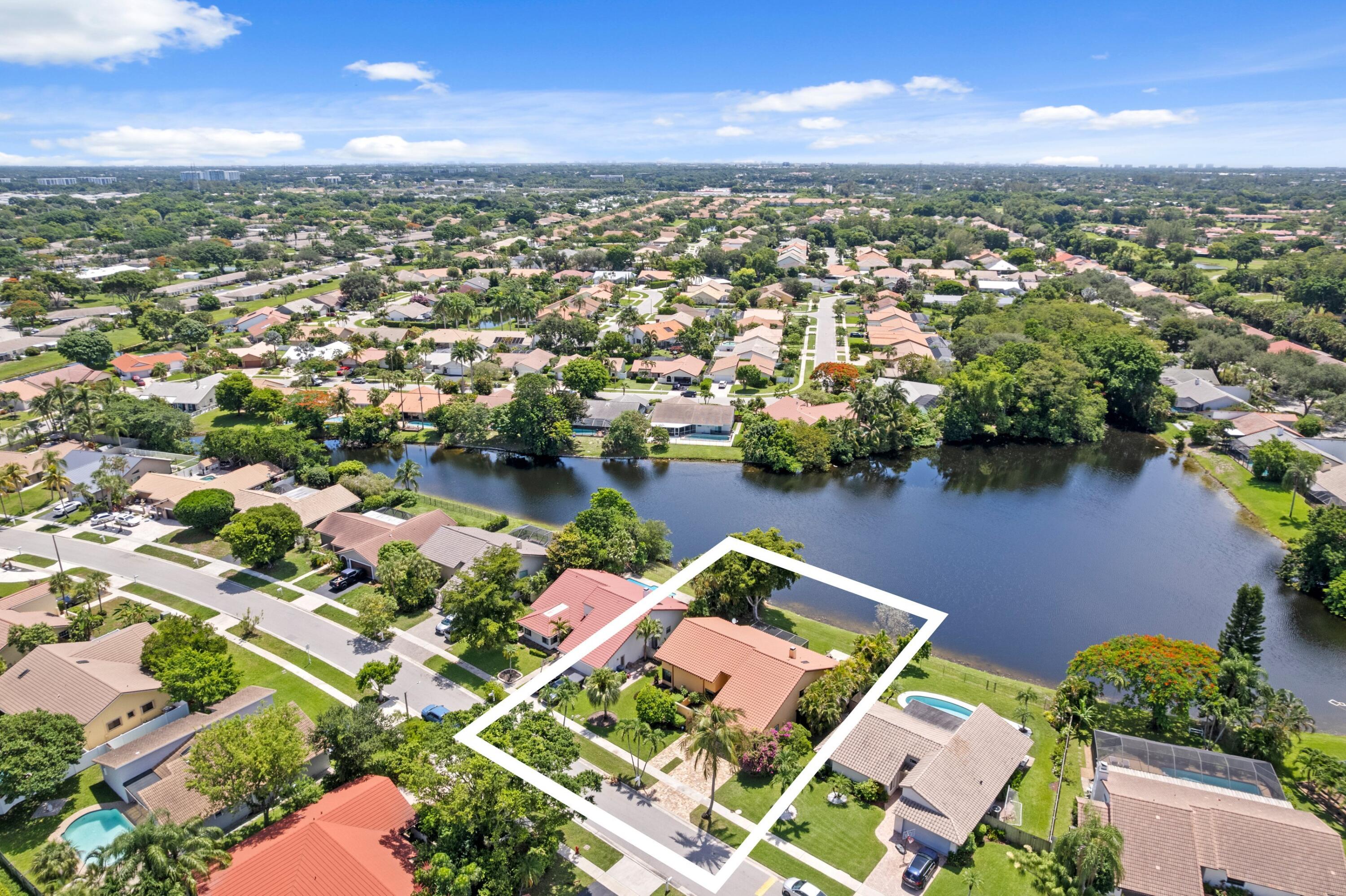 21160 Escondido Way North Boca Raton, FL 33433 - Photo 3 of 28 Aerial View