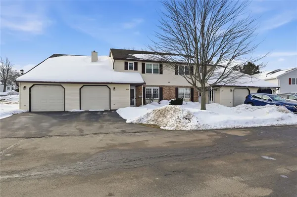 $159,900 | 33 D Salmon Run, Parma, NY 14468