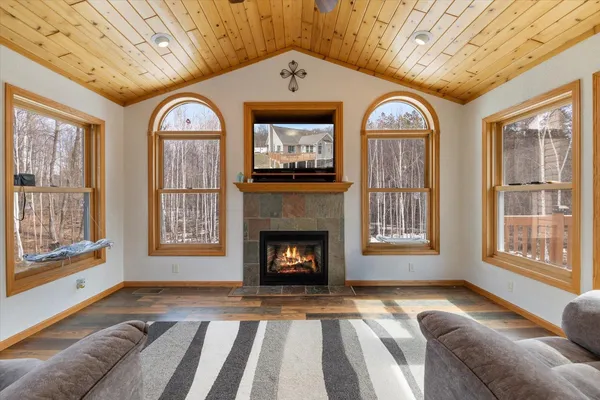 $599,900 | 29584 Sunny Beach Road, Grand Rapids, MN 55744