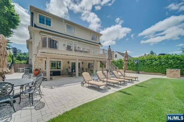 $2,795,000 | 63 Grandview Avenue, North Caldwell, NJ 07006